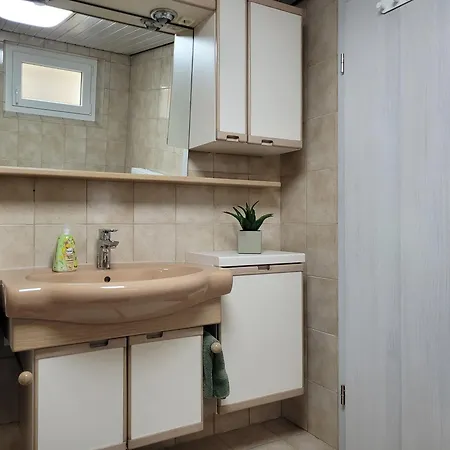 Klenkert Apartment *